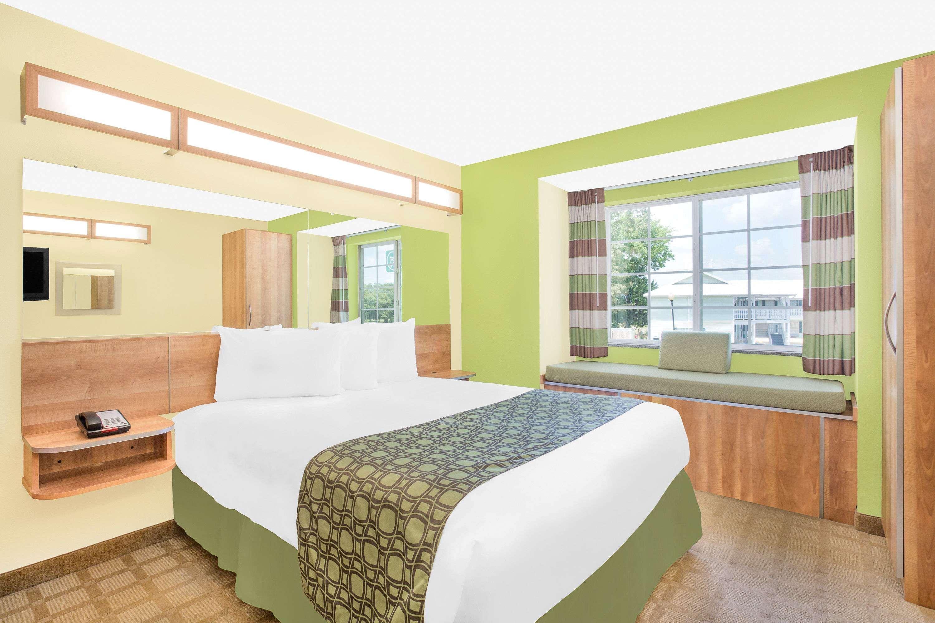 Microtel Inn & Suites By Wyndham Tuscumbia/Muscle Shoals Extérieur photo