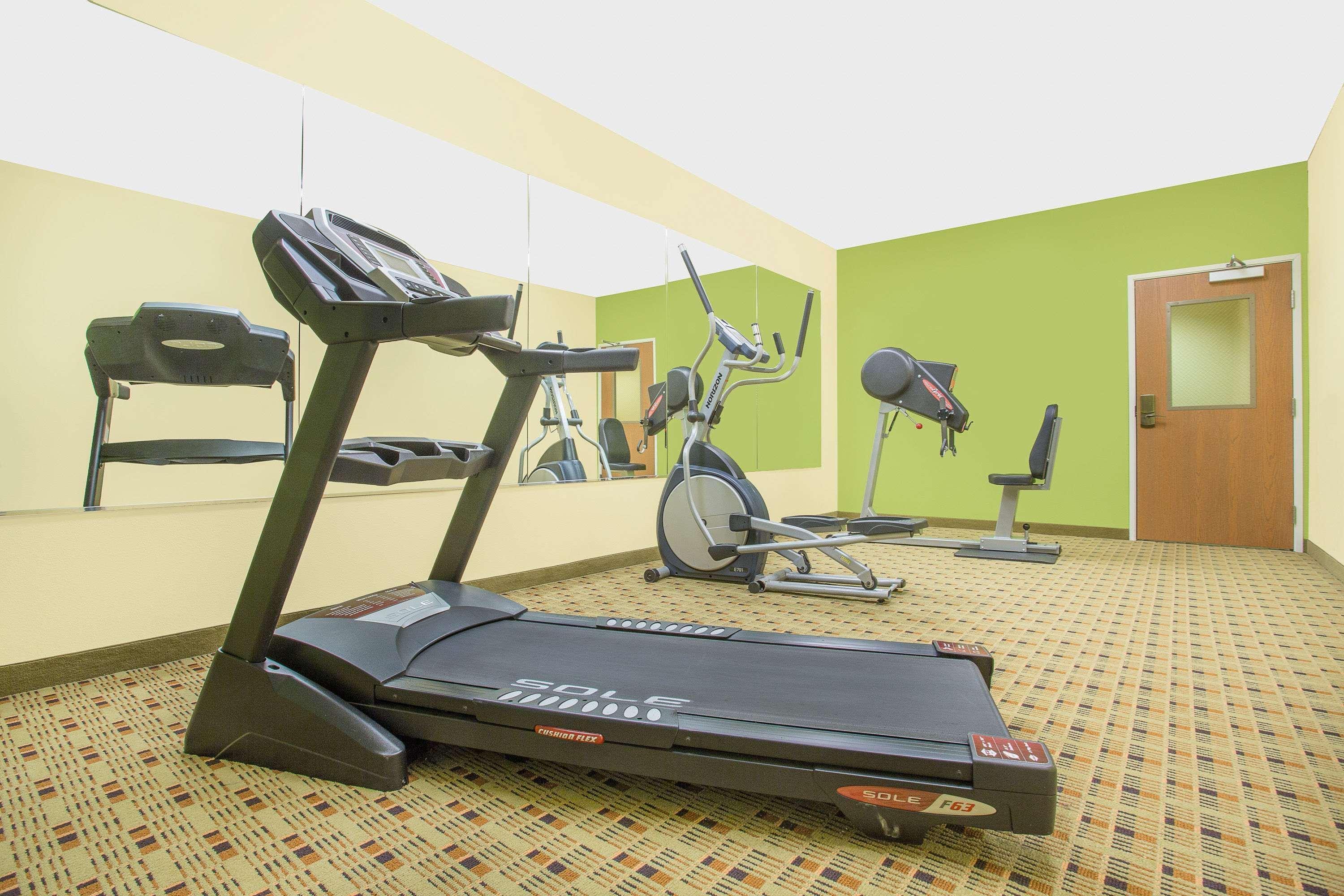 Microtel Inn & Suites By Wyndham Tuscumbia/Muscle Shoals Extérieur photo