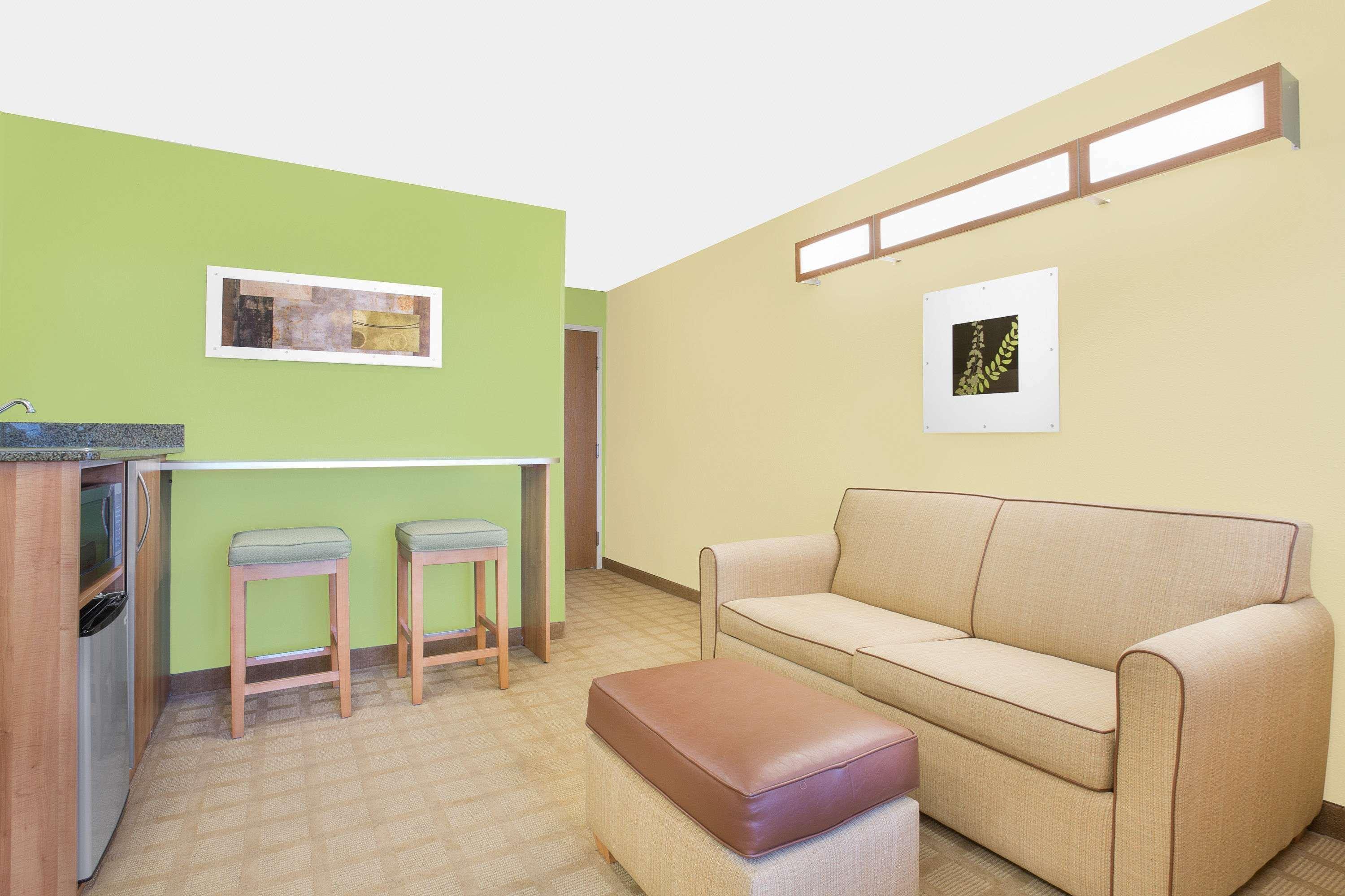 Microtel Inn & Suites By Wyndham Tuscumbia/Muscle Shoals Extérieur photo