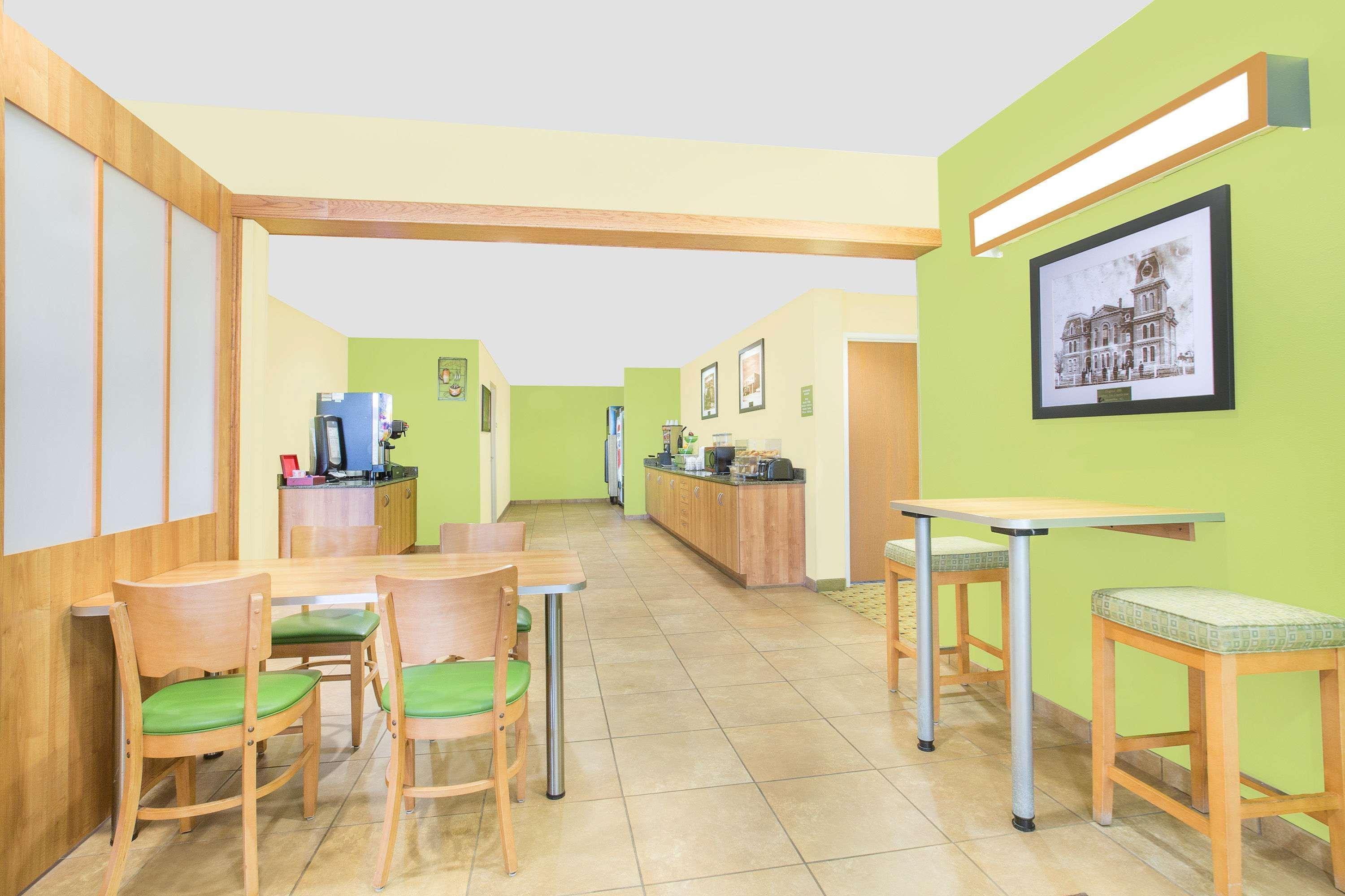 Microtel Inn & Suites By Wyndham Tuscumbia/Muscle Shoals Extérieur photo